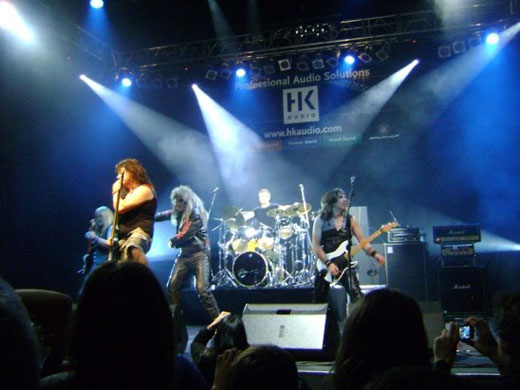Hi-on Maiden at Music Live '09 Hi-on Maiden at Music Live '09